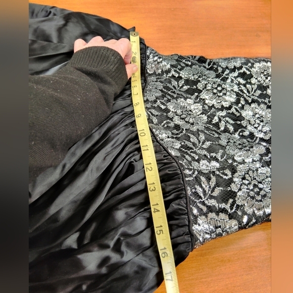 Women's Black Sparkly Formal Midi Dress Size Medium Floral 80s 1980s - Picture 6 of 7